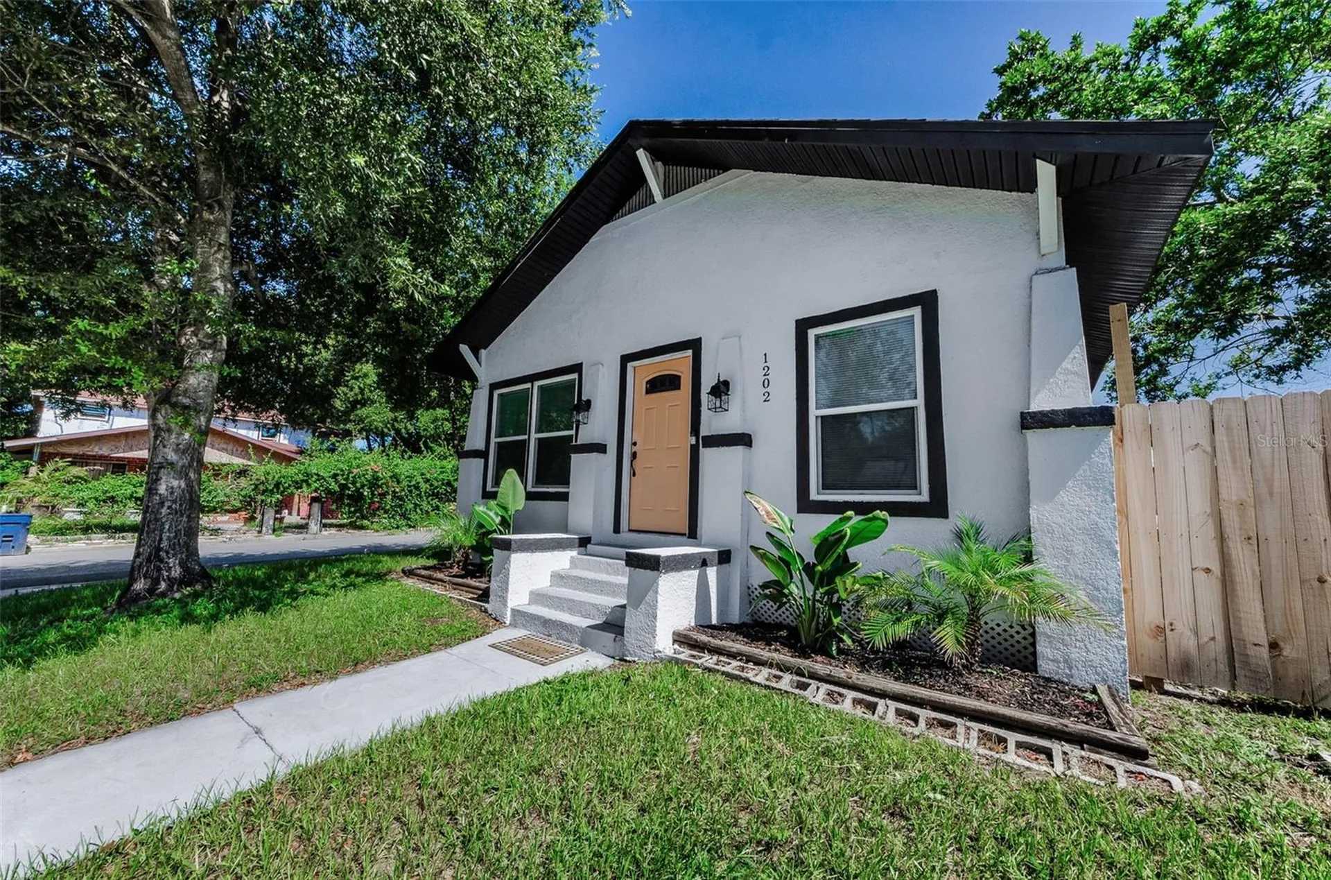 1202 E 32nd Avenue Tampa FL 33603