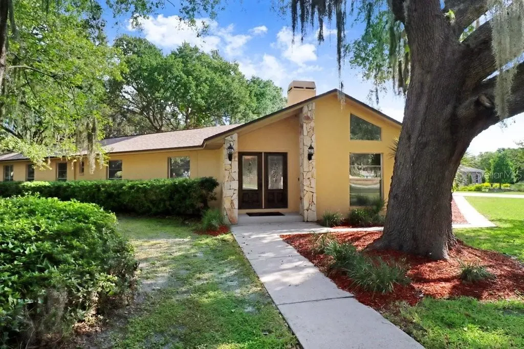 11806 Shadow Run Boulevard Riverview FL 33569