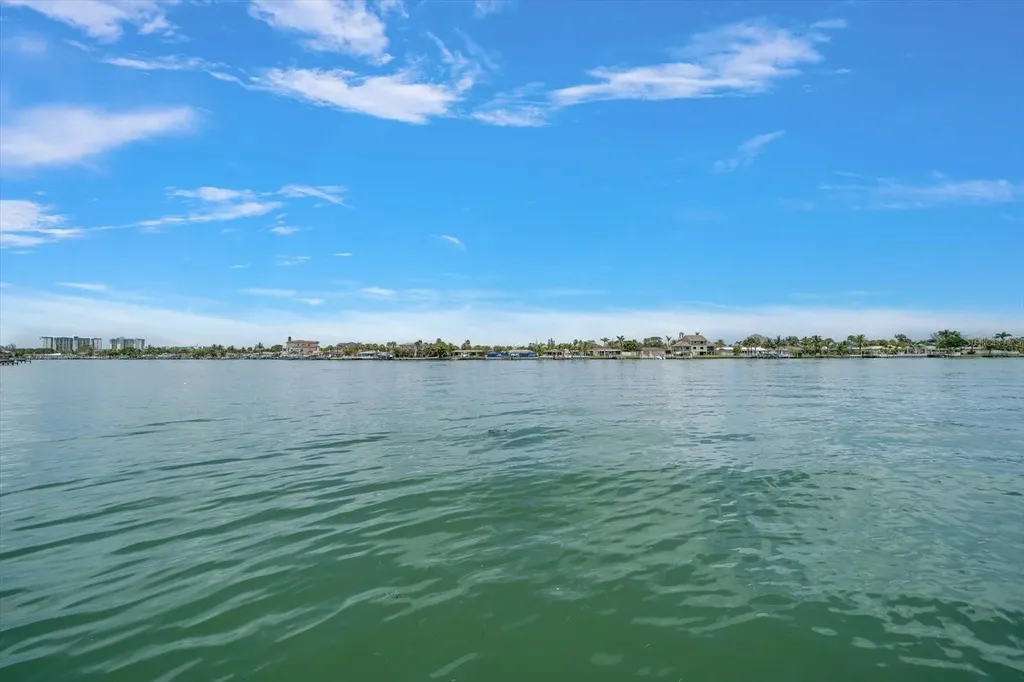 8405 Bayshore Drive Treasure Island FL 33706