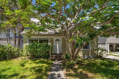 8405 Bayshore Drive Treasure Island FL 33706