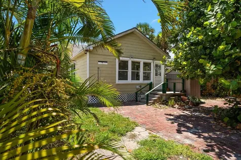 8405 Bayshore Drive Treasure Island FL 33706
