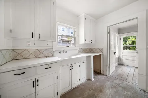 8405 Bayshore Drive Treasure Island FL 33706
