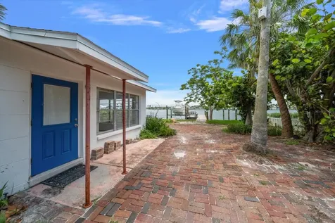8405 Bayshore Drive Treasure Island FL 33706