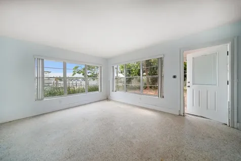 8405 Bayshore Drive Treasure Island FL 33706