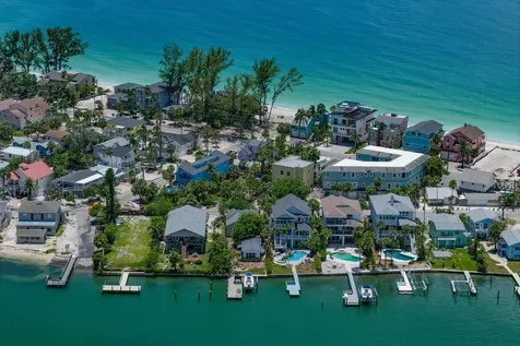 8405 Bayshore Drive Treasure Island FL 33706