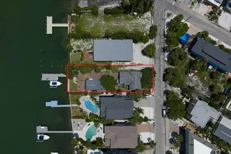 8405 Bayshore Drive Treasure Island FL 33706