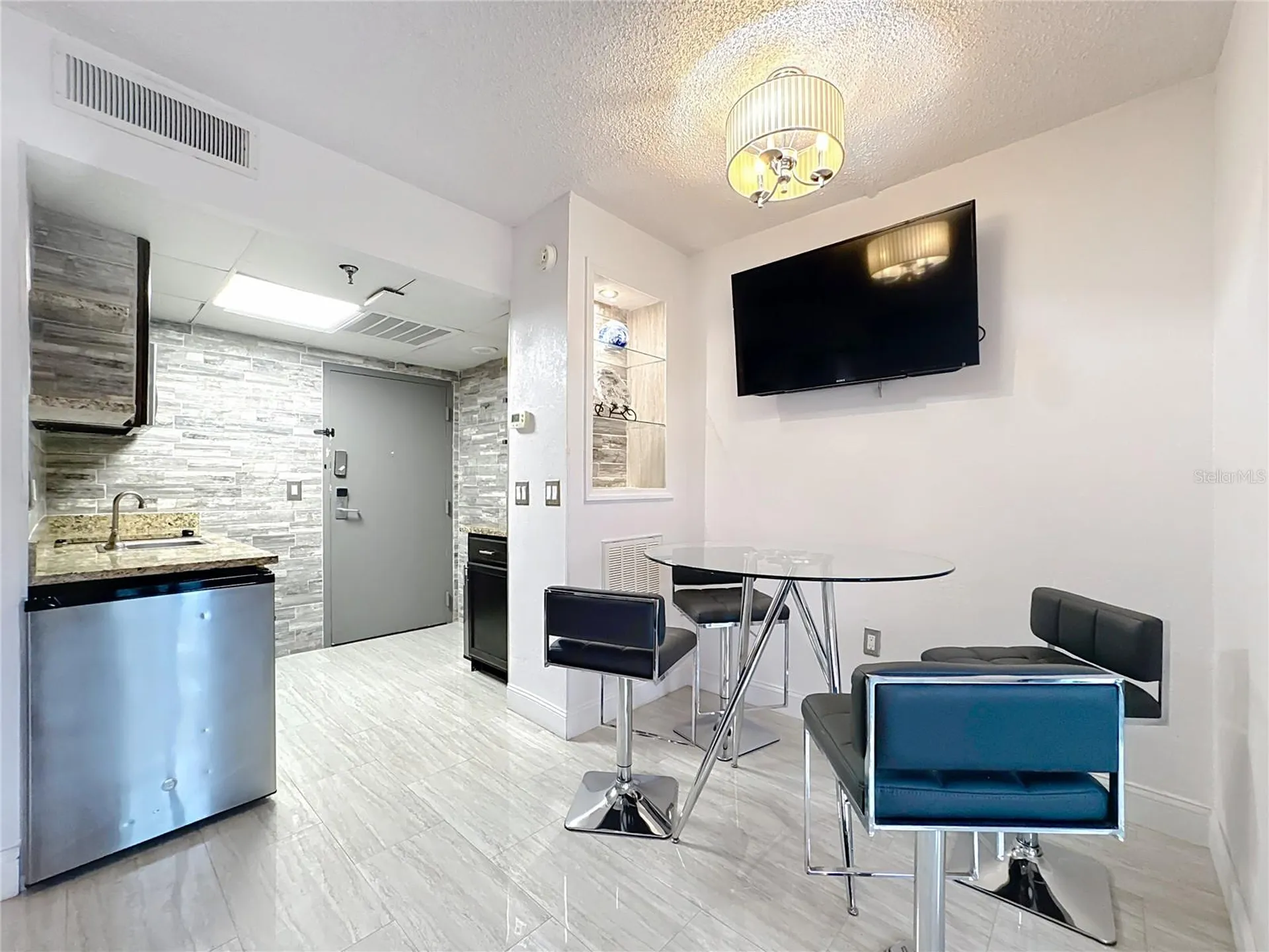 6165 Carrier Drive Orlando FL 32819