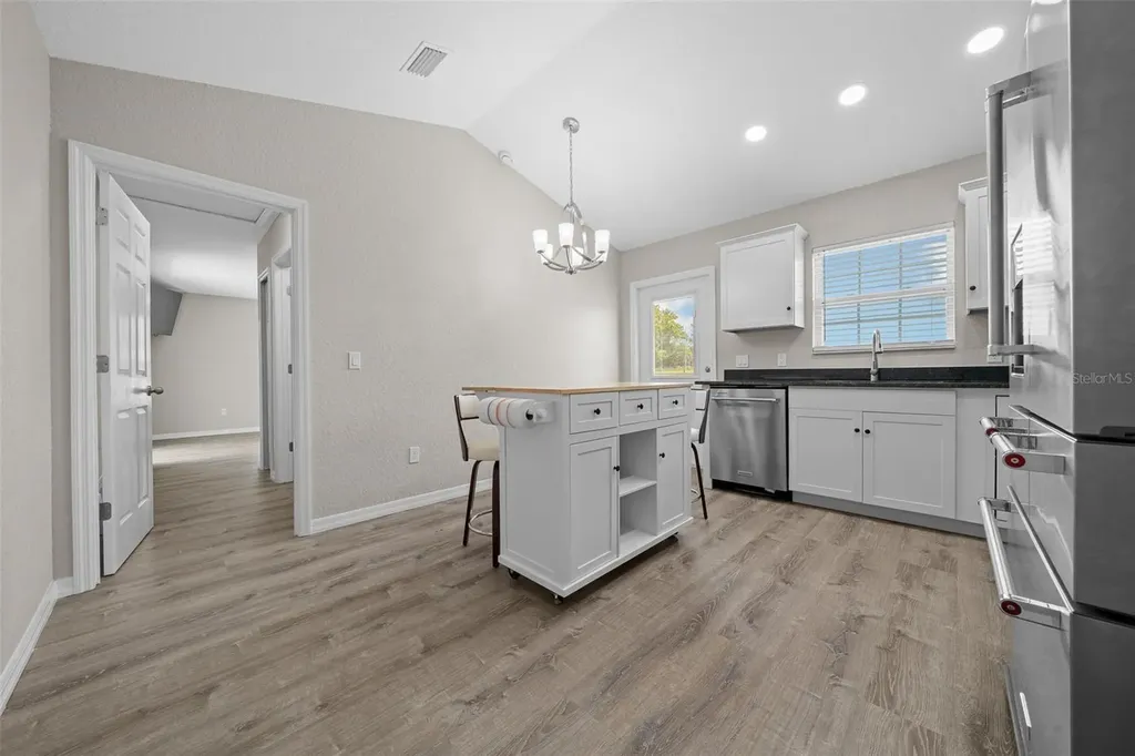 1655 E Highway 329 Citra FL 32113
