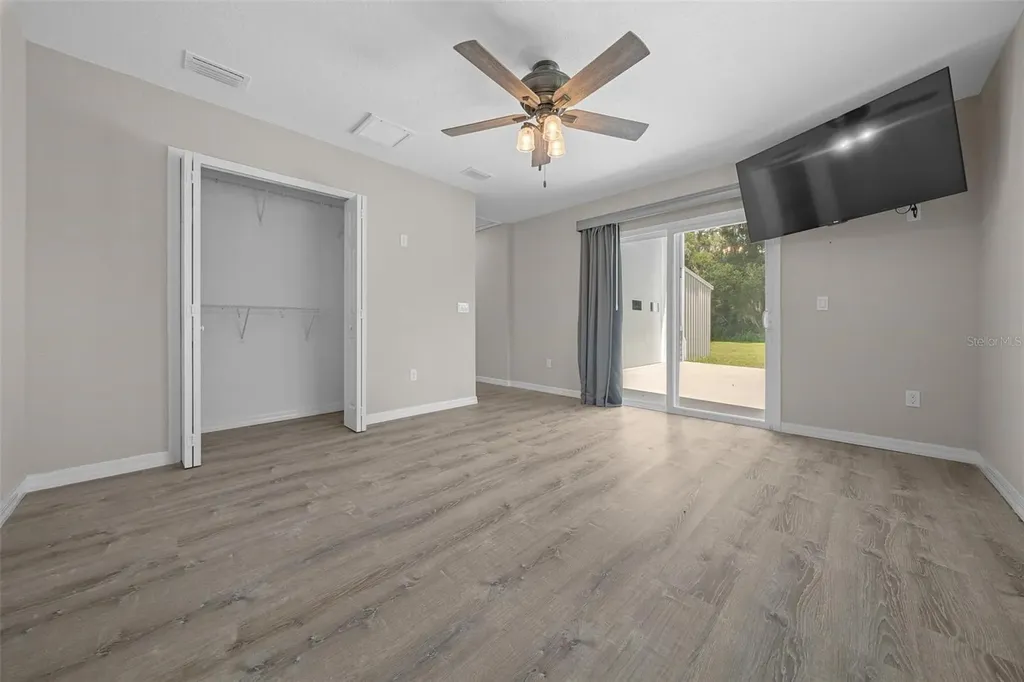 1655 E Highway 329 Citra FL 32113