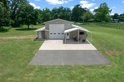 1655 E Highway 329 Citra FL 32113