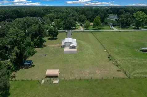 1655 E Highway 329 Citra FL 32113