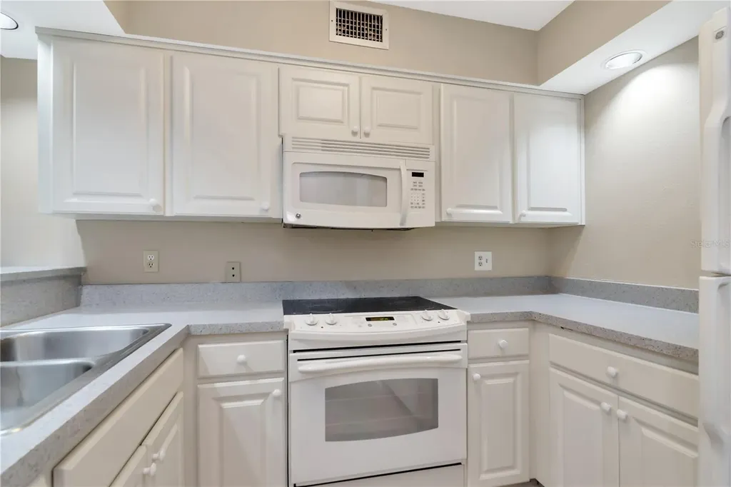 4947 Mill Pond Road Wesley Chapel FL 33543