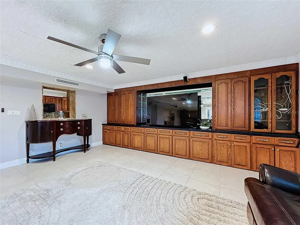 3912 Fontainebleau Drive Tampa FL 33634