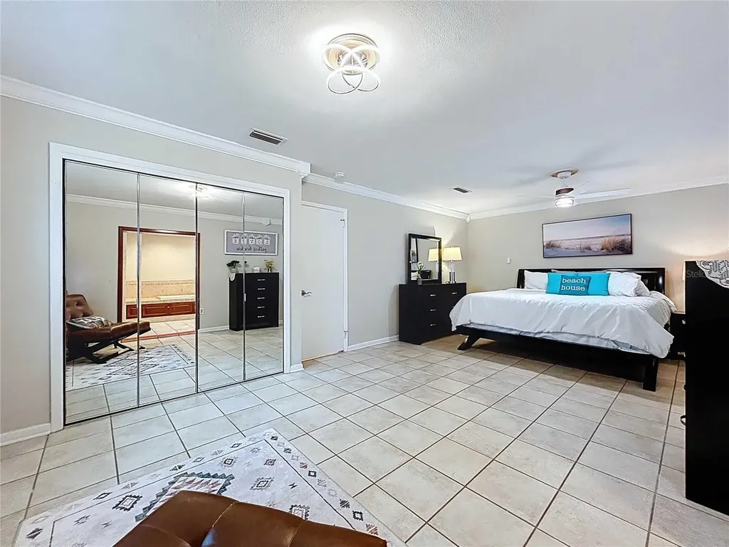 3912 Fontainebleau Drive Tampa FL 33634