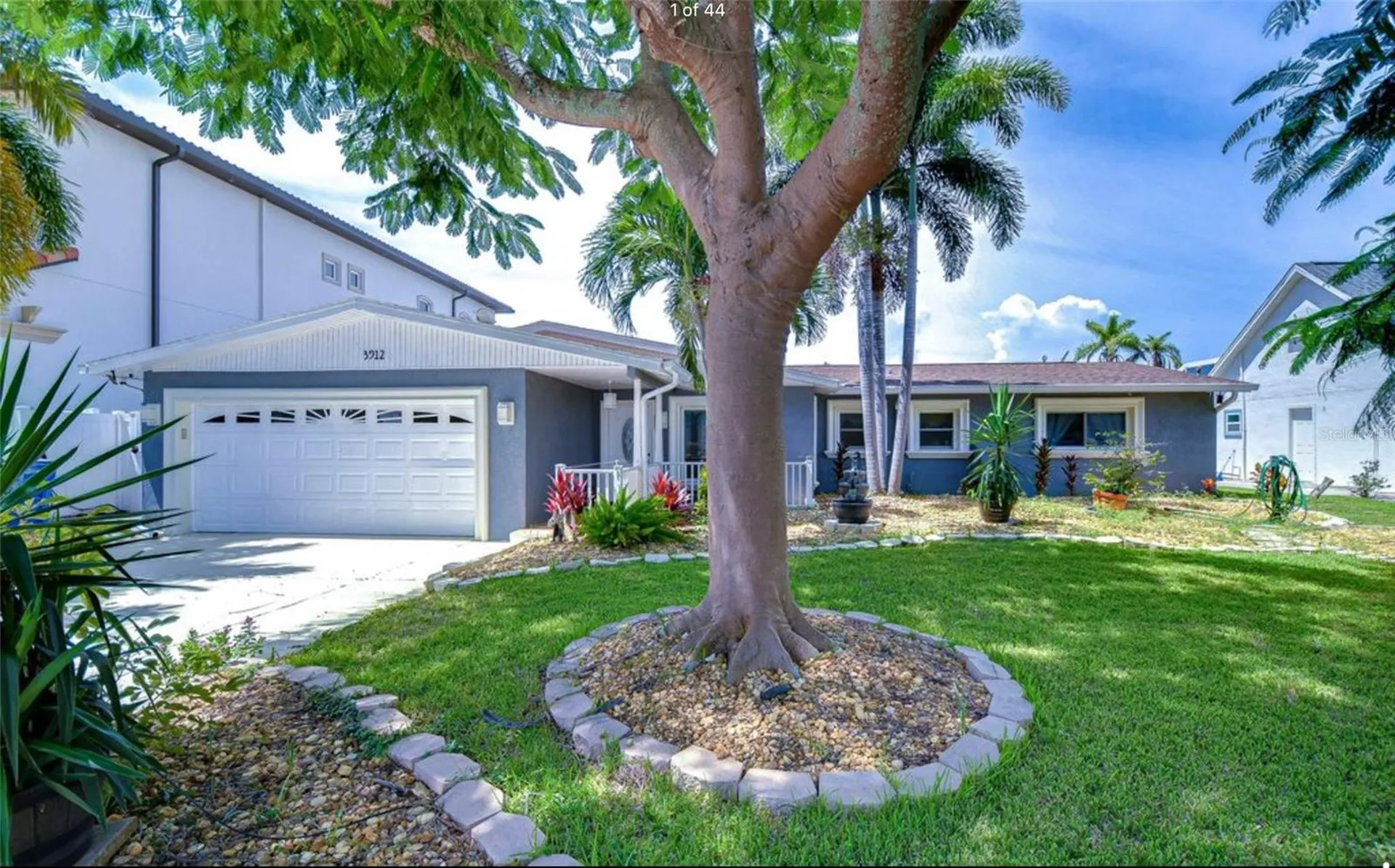 3912 Fontainebleau Drive Tampa FL 33634
