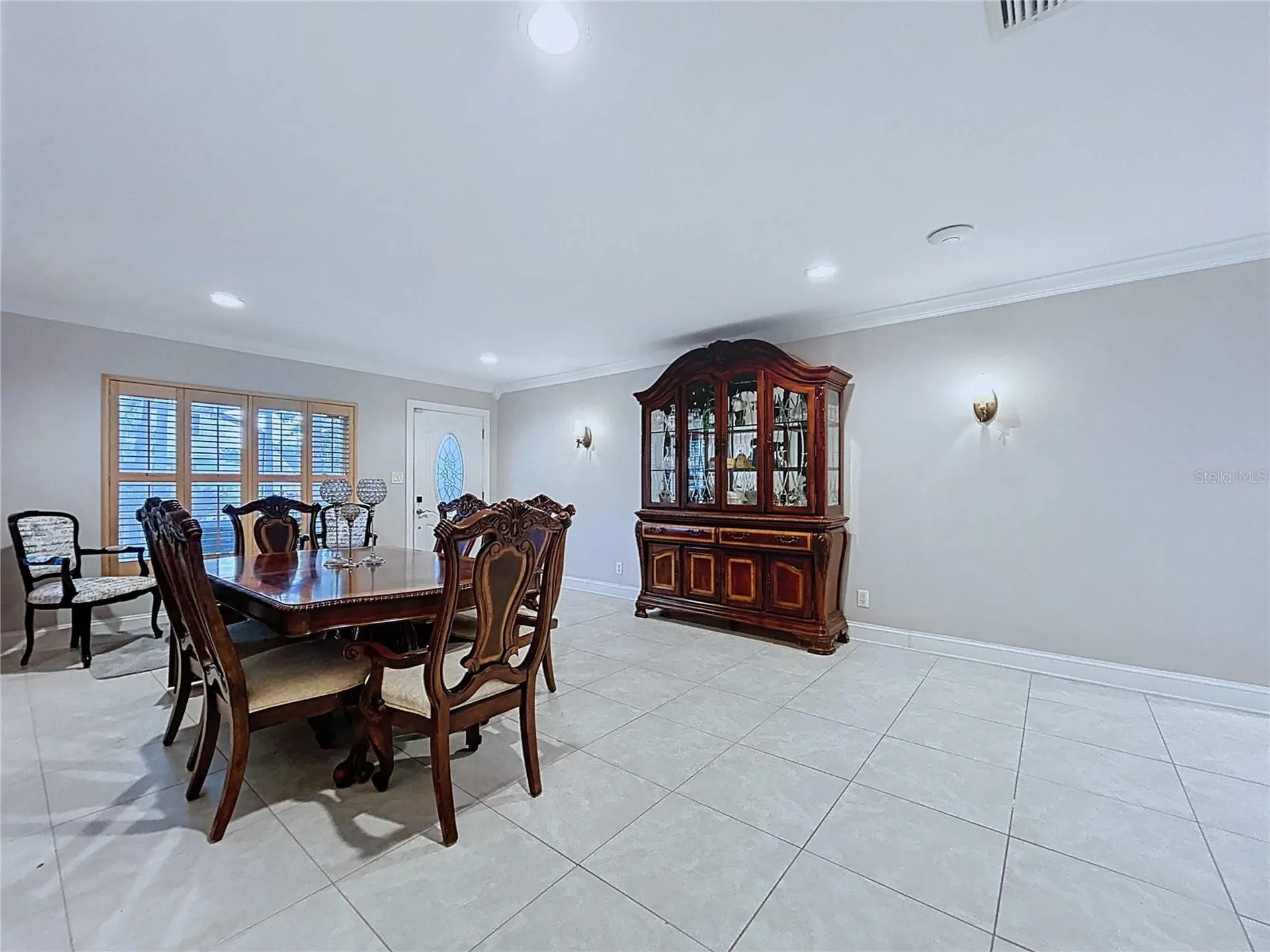 3912 Fontainebleau Drive Tampa FL 33634