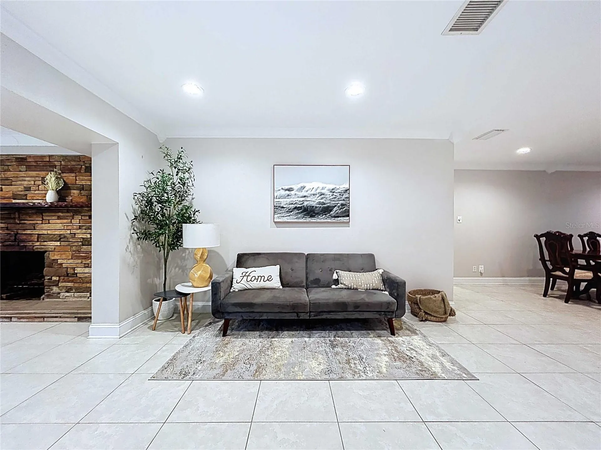 3912 Fontainebleau Drive Tampa FL 33634