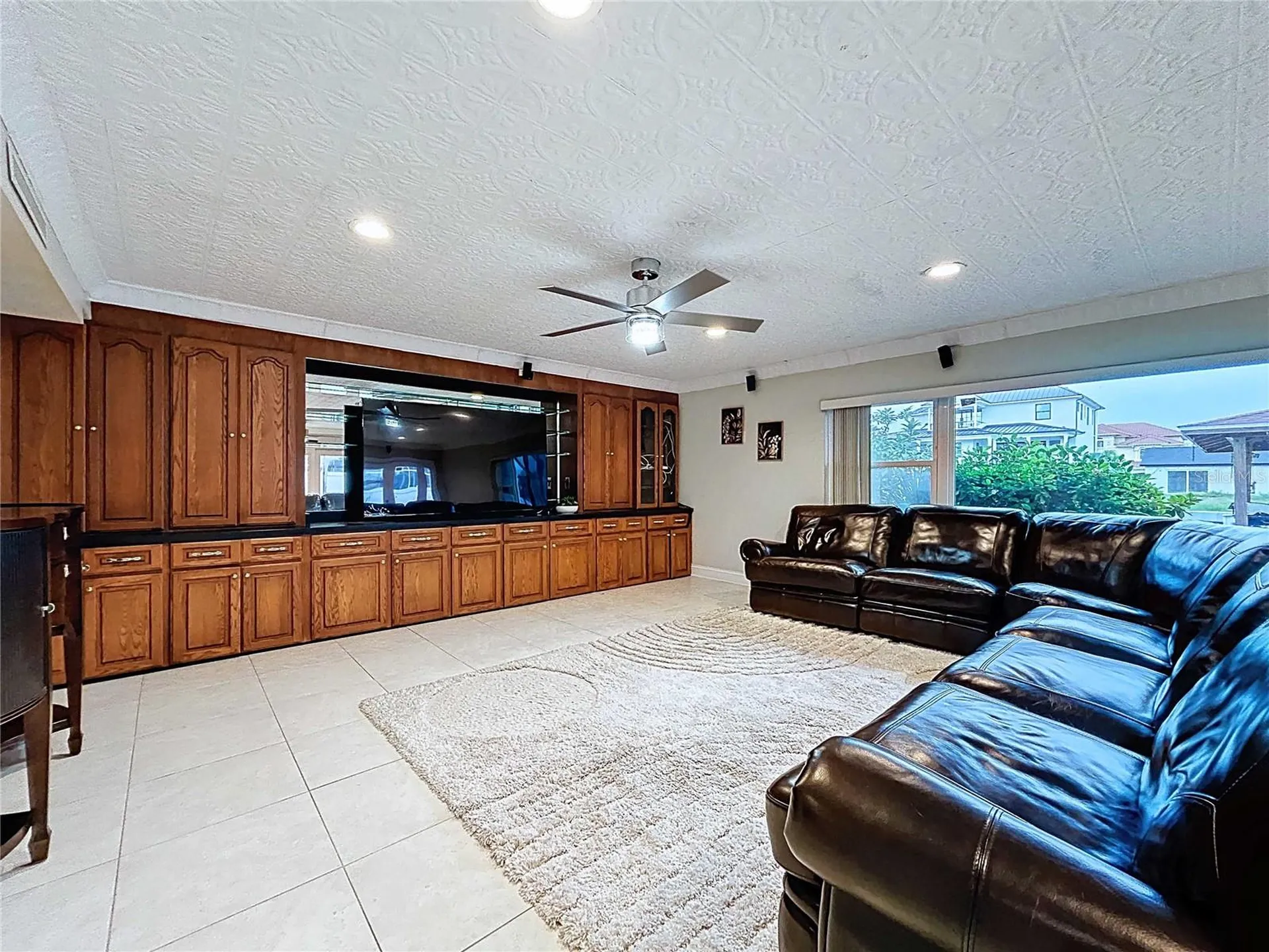 3912 Fontainebleau Drive Tampa FL 33634