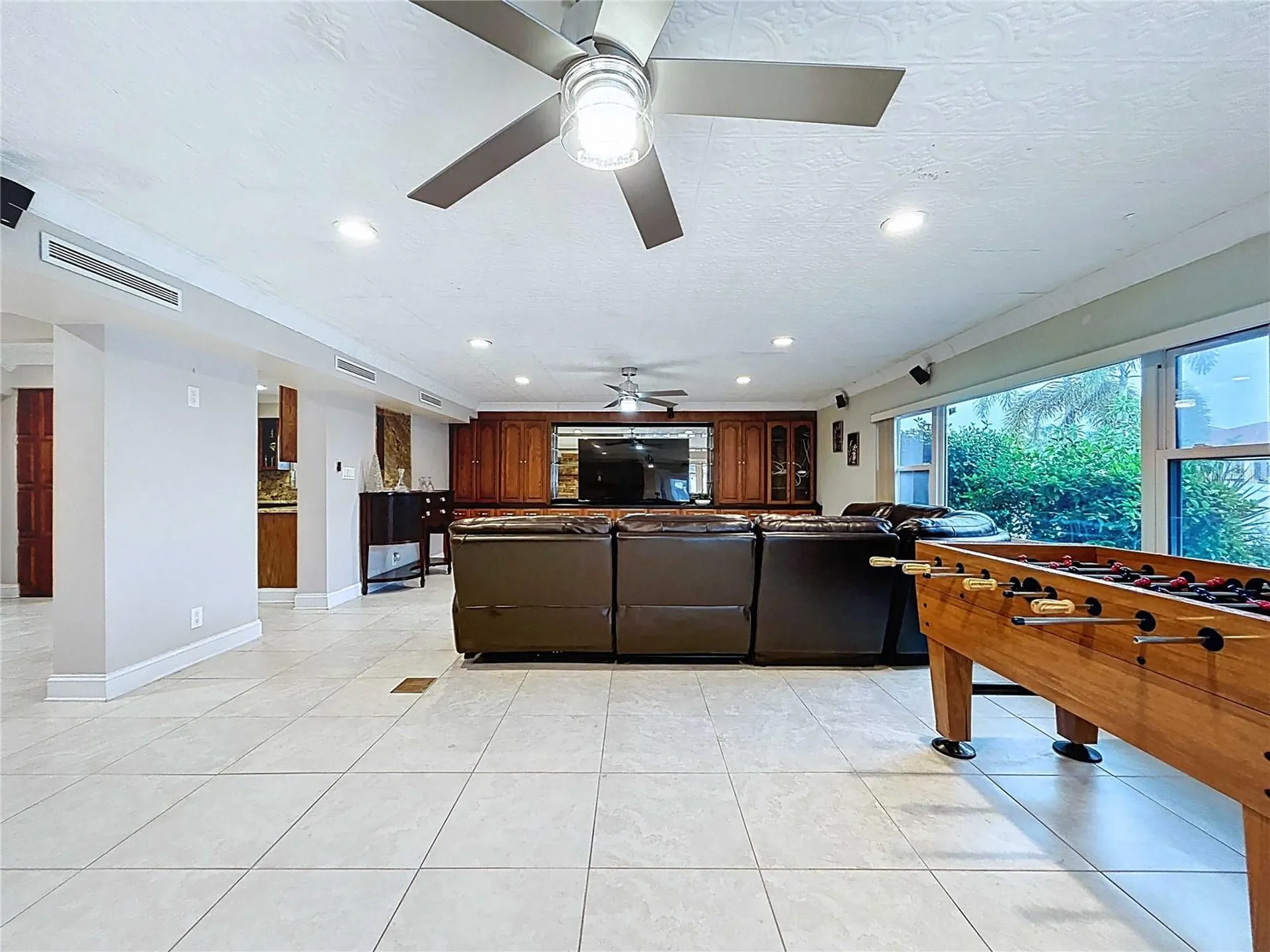 3912 Fontainebleau Drive Tampa FL 33634