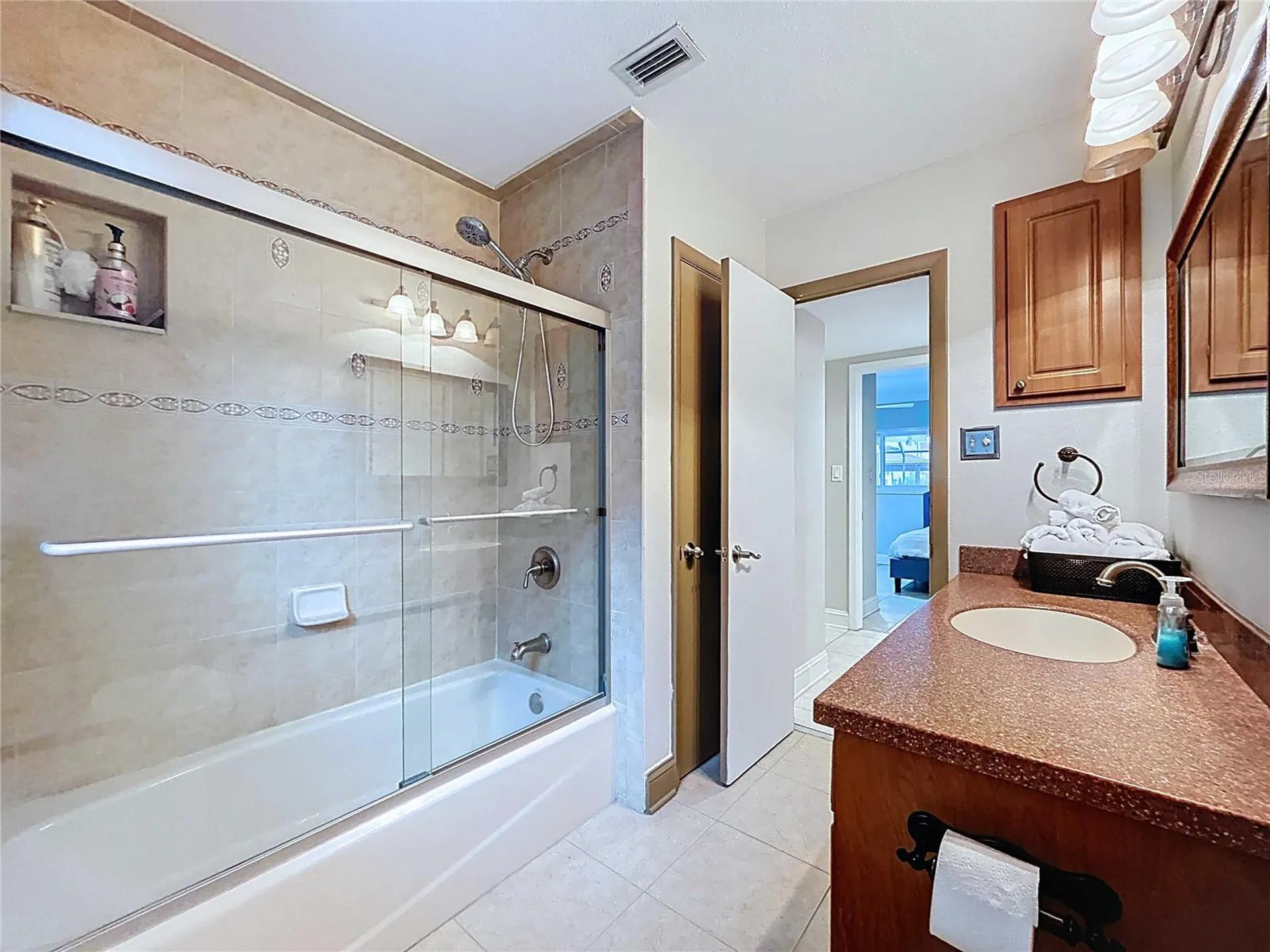 3912 Fontainebleau Drive Tampa FL 33634