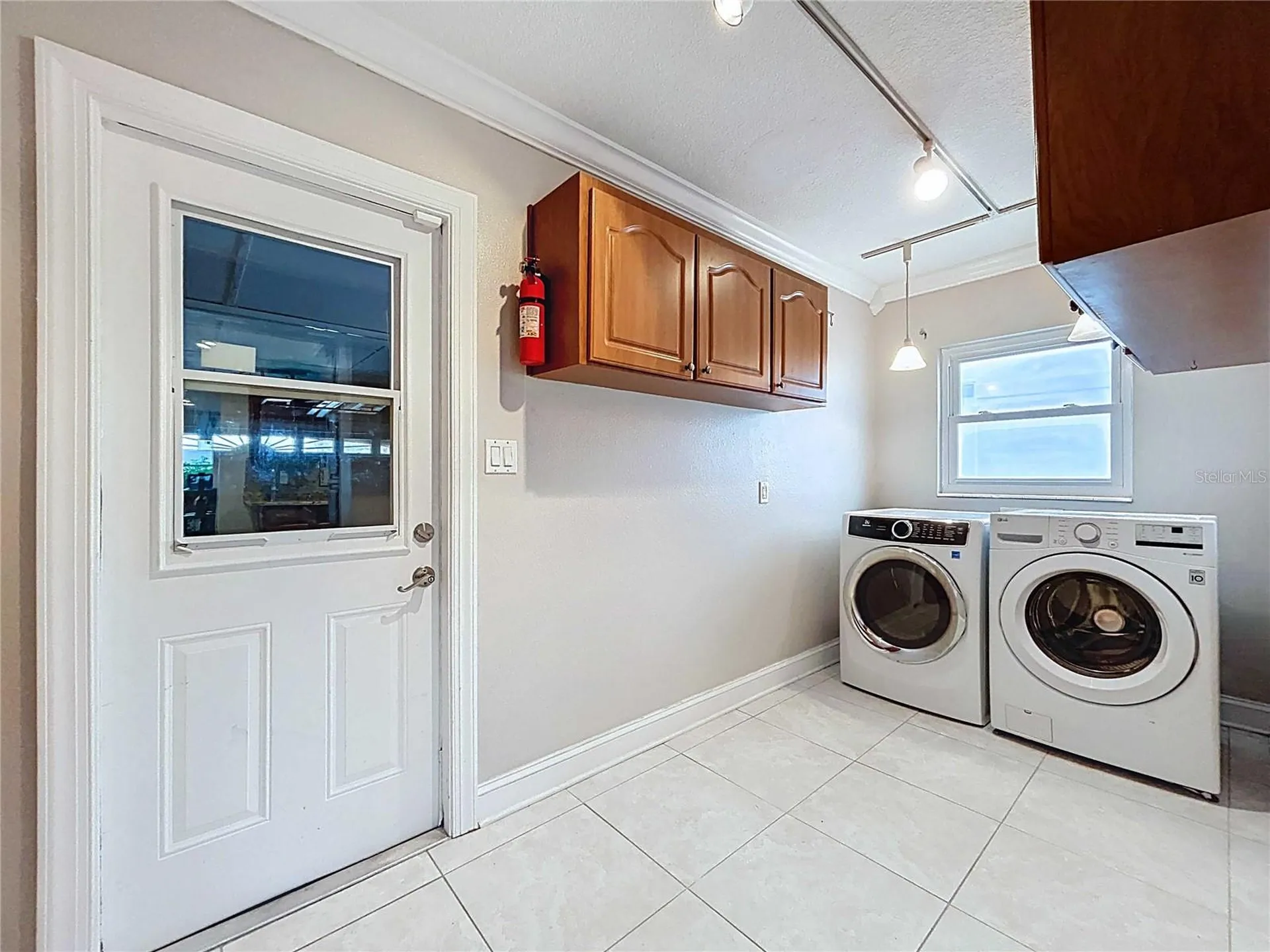 3912 Fontainebleau Drive Tampa FL 33634