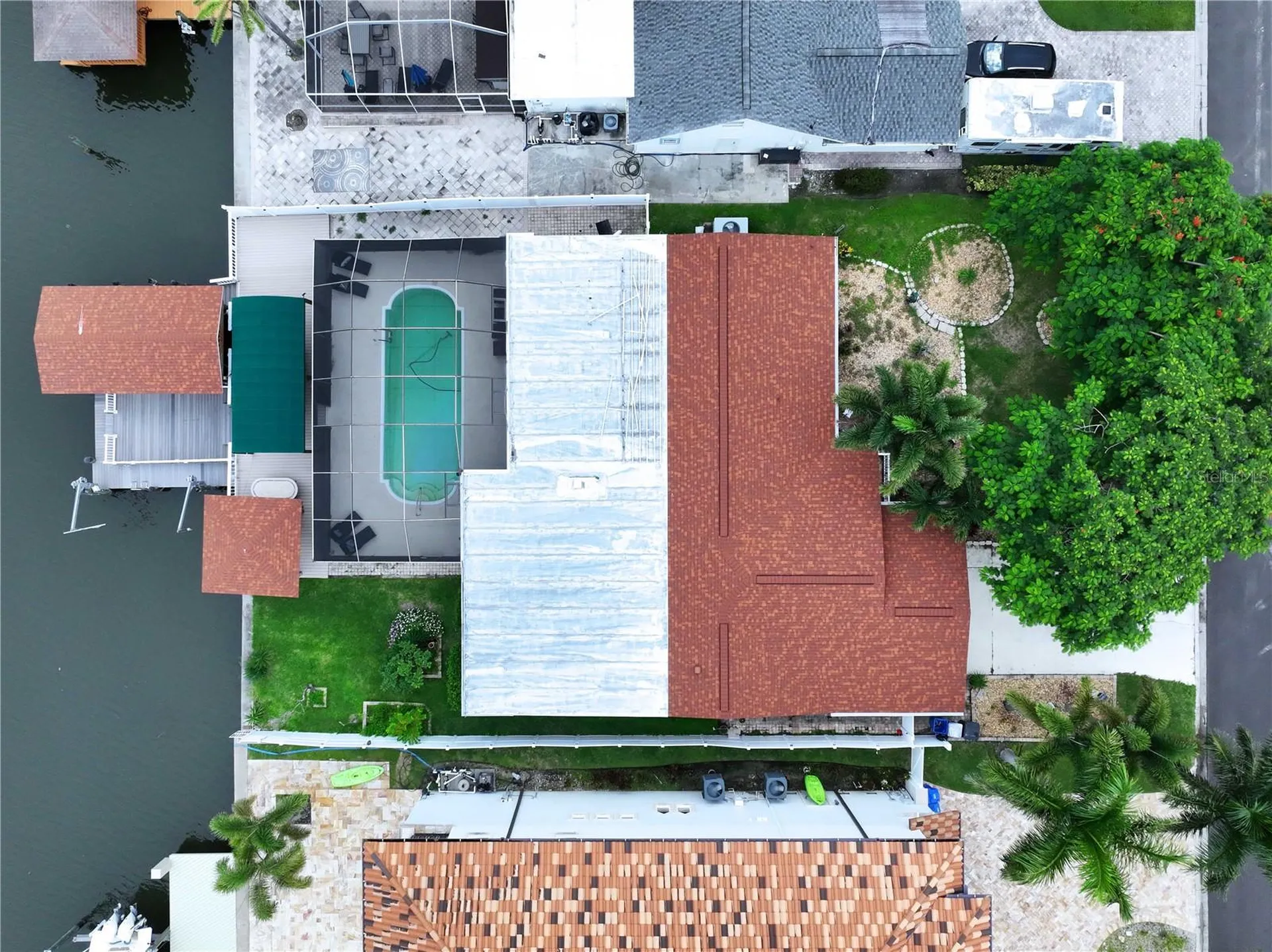 3912 Fontainebleau Drive Tampa FL 33634