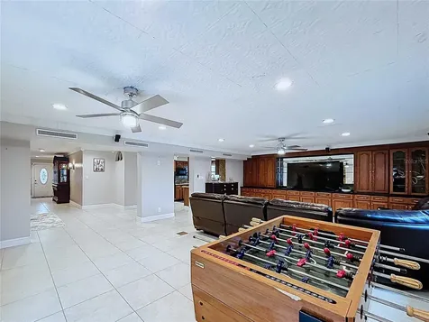 3912 Fontainebleau Drive Tampa FL 33634