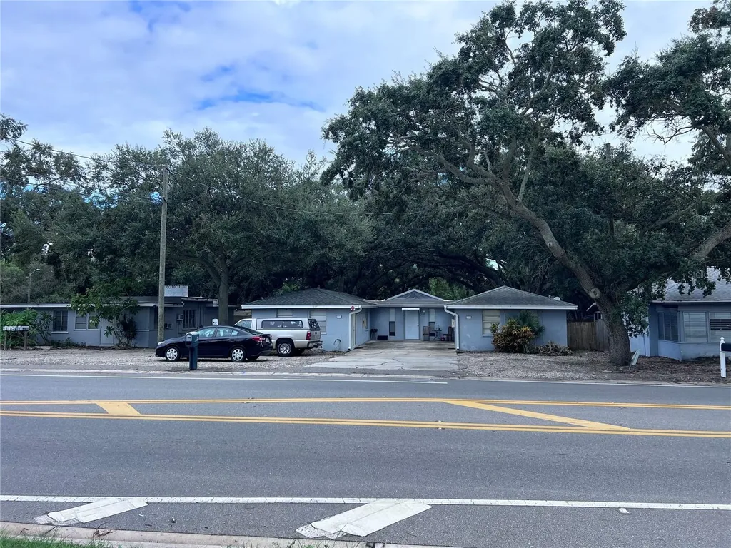 1302 Sunset Point Road Clearwater FL 33755