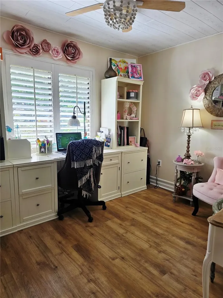 1404 Red Oak Drive Tarpon Springs FL 34689