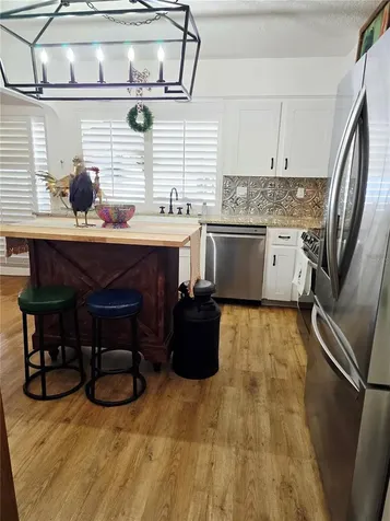 1404 Red Oak Drive Tarpon Springs FL 34689