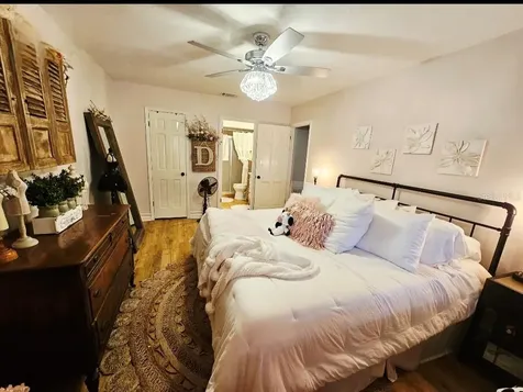 1404 Red Oak Drive Tarpon Springs FL 34689