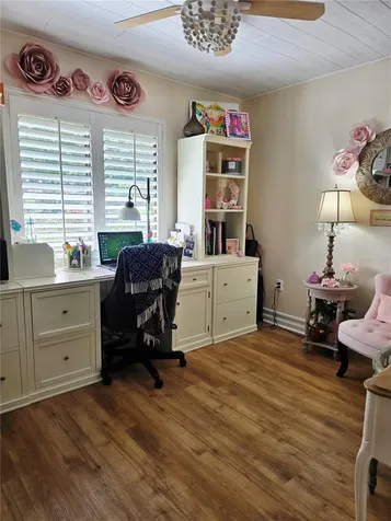 1404 Red Oak Drive Tarpon Springs FL 34689
