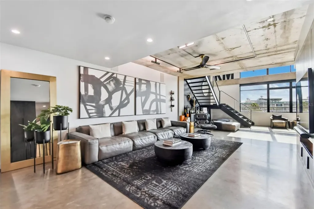 101 S 12th Street Tampa FL 33602