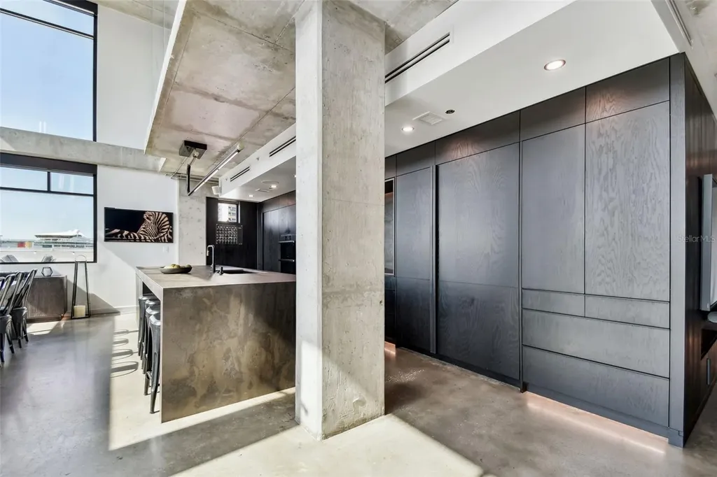 101 S 12th Street Tampa FL 33602