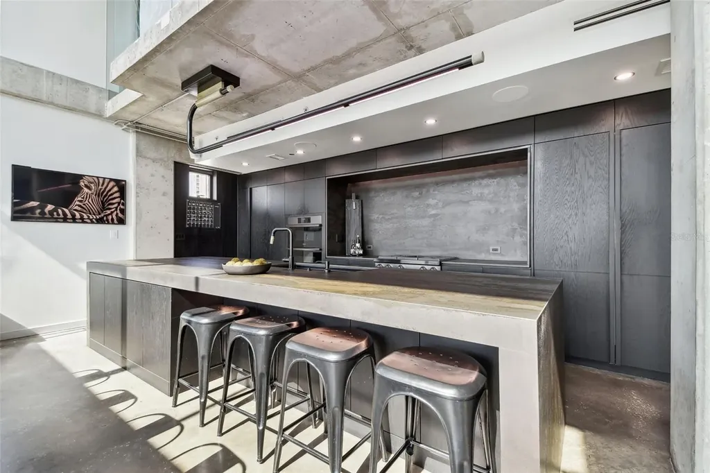 101 S 12th Street Tampa FL 33602