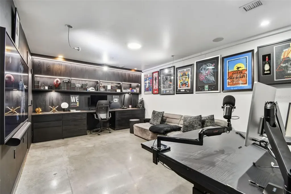 101 S 12th Street Tampa FL 33602