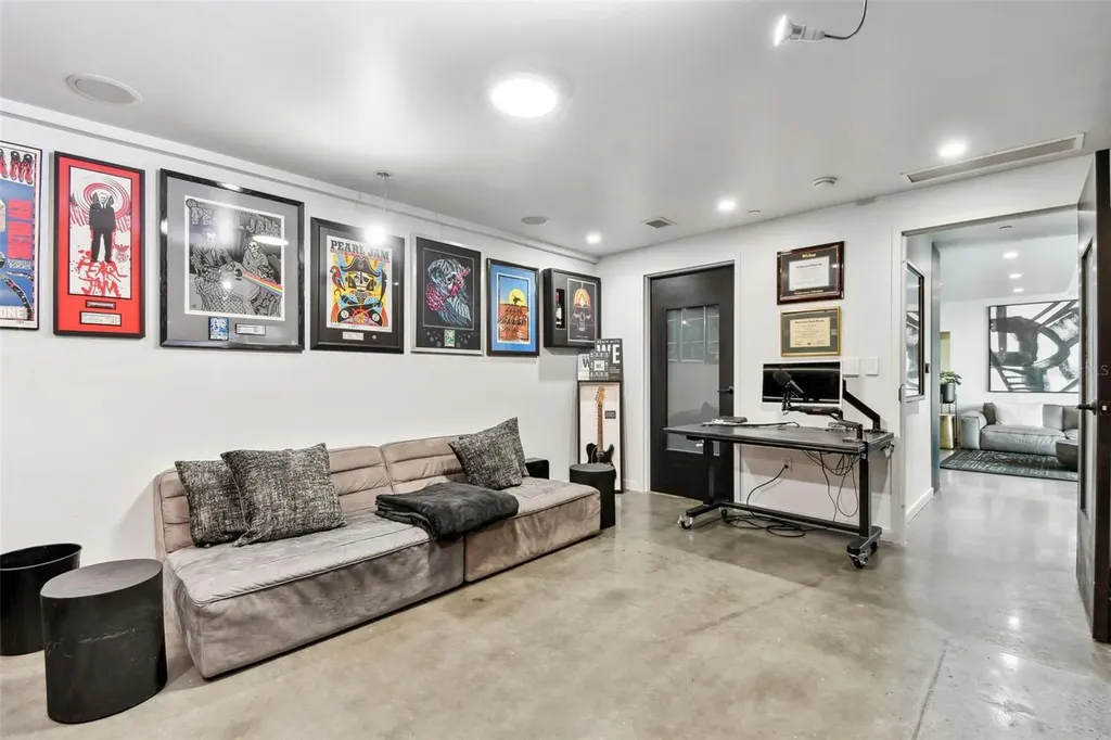 101 S 12th Street Tampa FL 33602