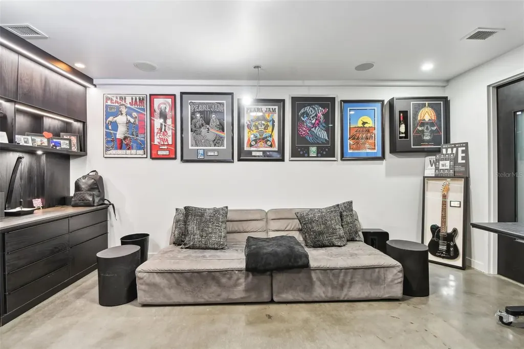 101 S 12th Street Tampa FL 33602