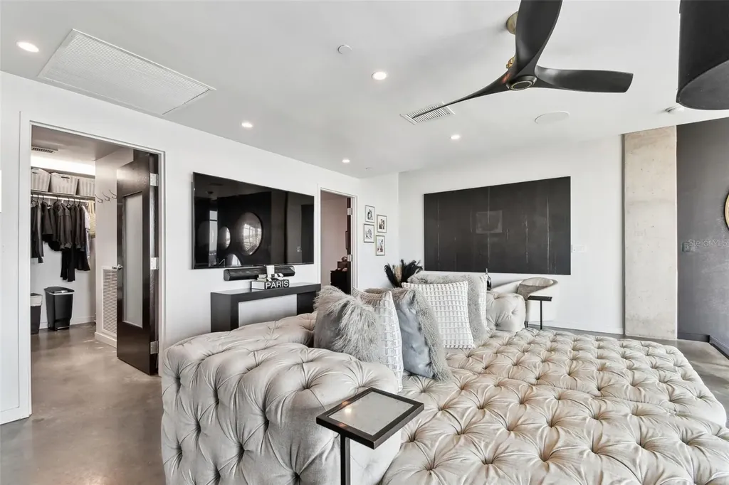 101 S 12th Street Tampa FL 33602