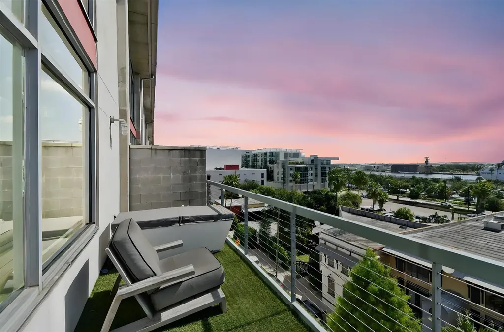 101 S 12th Street Tampa FL 33602