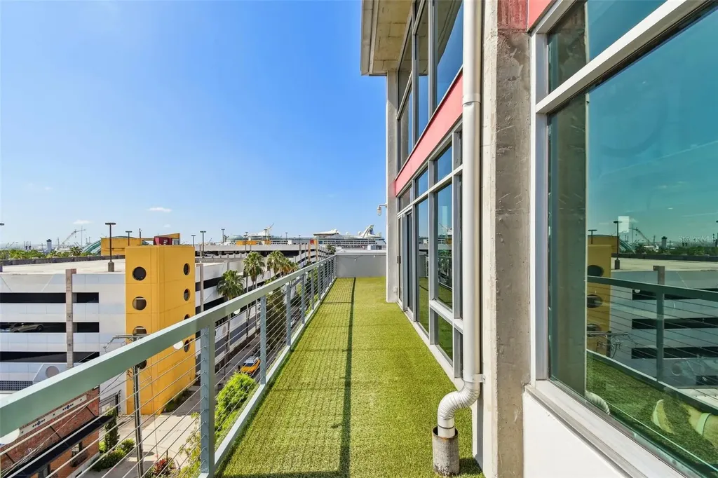 101 S 12th Street Tampa FL 33602