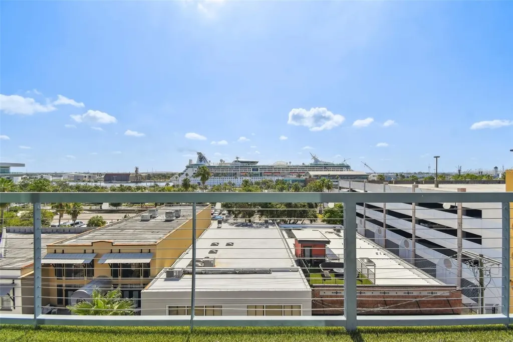 101 S 12th Street Tampa FL 33602