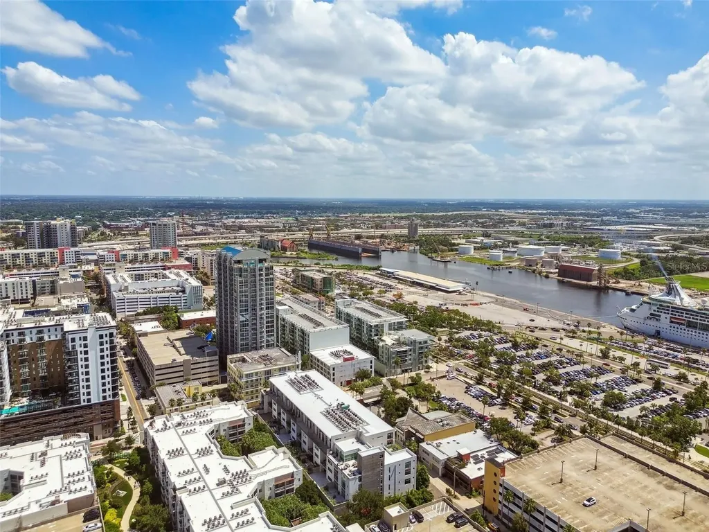 101 S 12th Street Tampa FL 33602