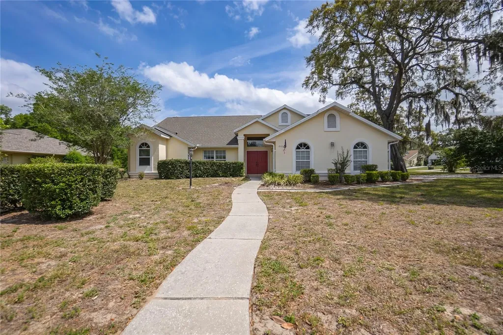 1508 N Marlborough Loop Crystal River FL 34429