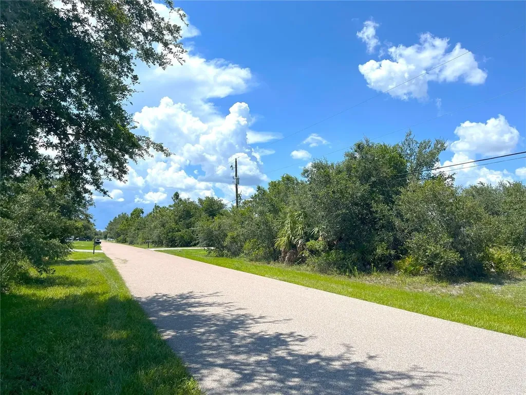 1394 Saxony Circle Punta Gorda FL 33983