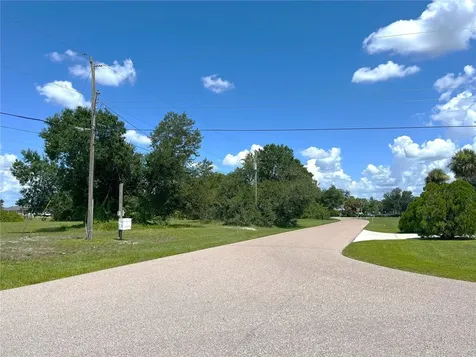 1394 Saxony Circle Punta Gorda FL 33983