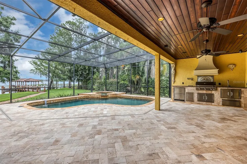 10203 Trout Road Orlando FL 32836