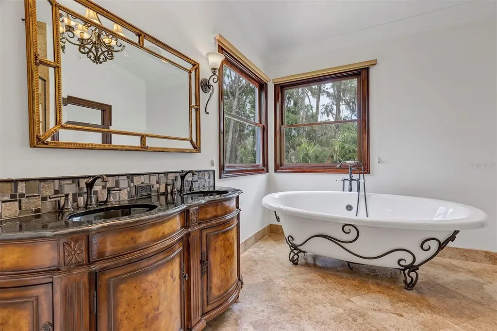 10203 Trout Road Orlando FL 32836