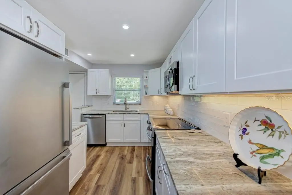 3987 Maceachen Boulevard Sarasota FL 34233