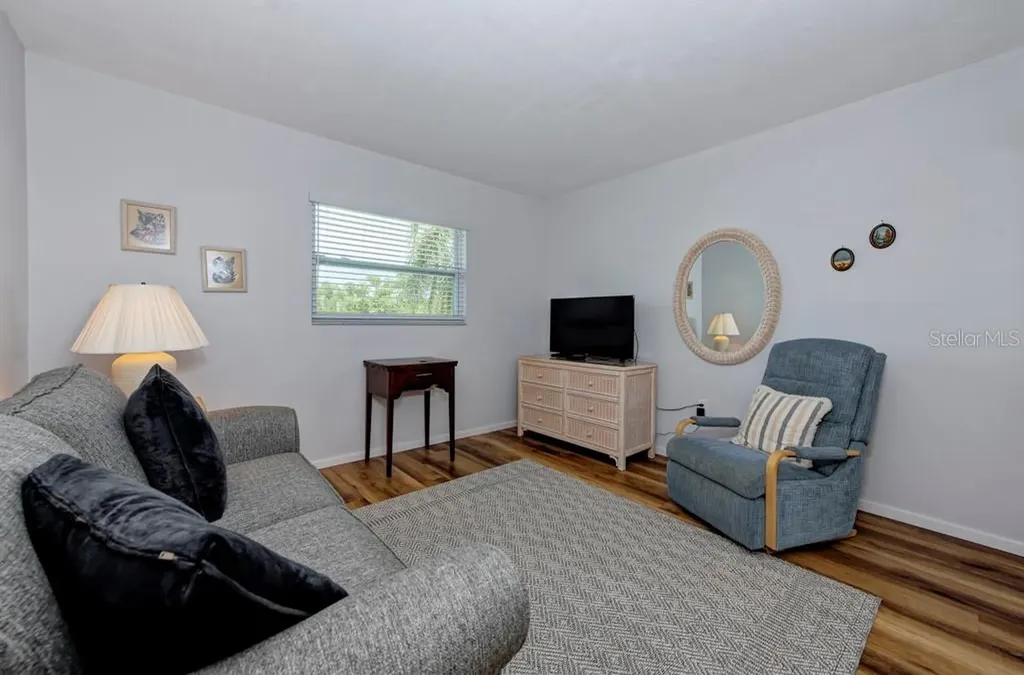 3987 Maceachen Boulevard Sarasota FL 34233